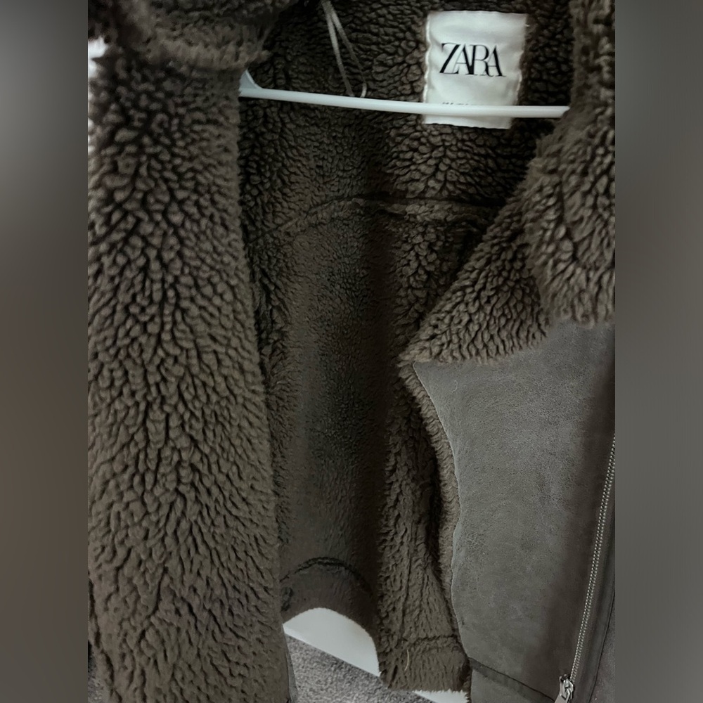 Zara Jacket - Picture 3 of 3